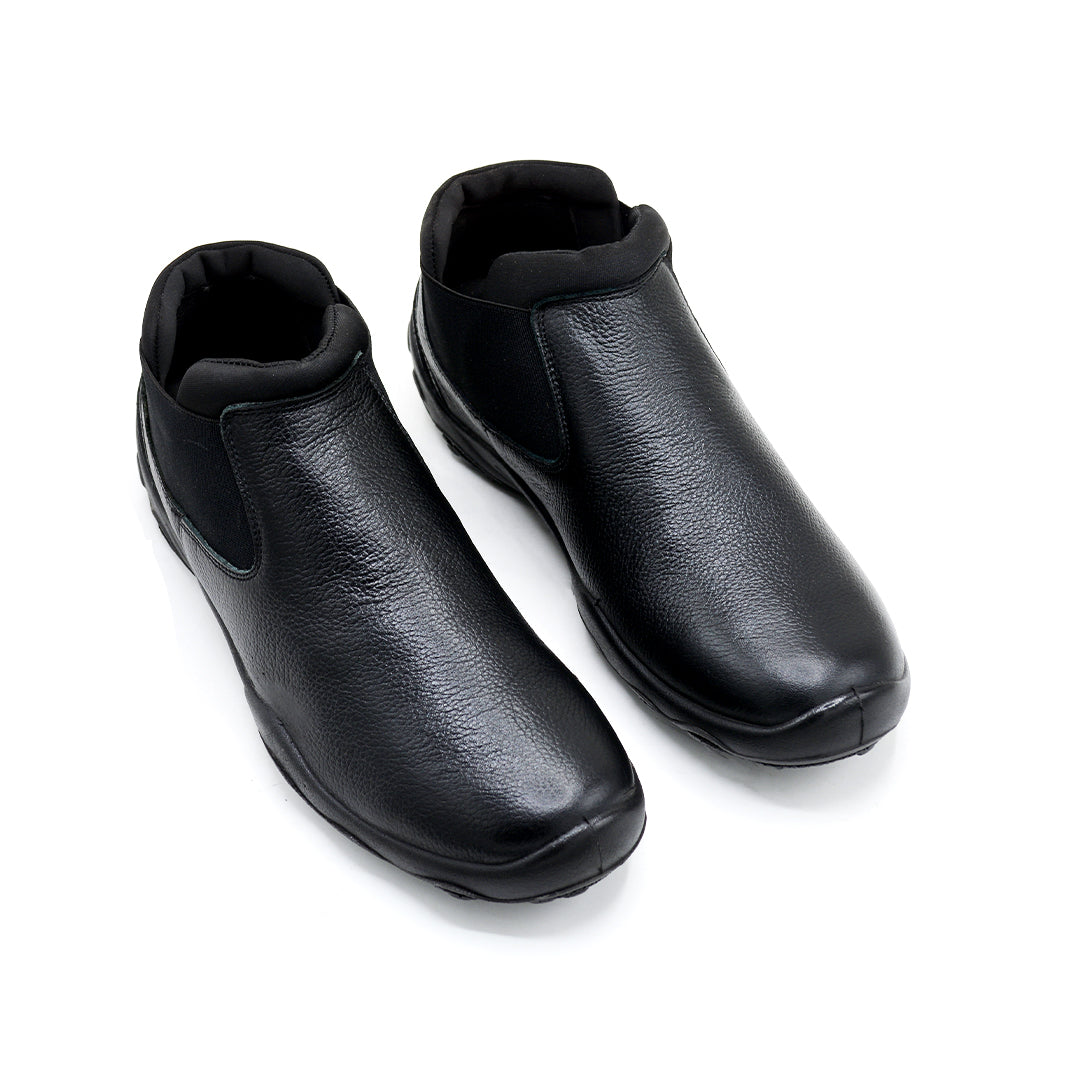 Black Chelsea Comfort Boots