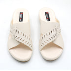 Laser-Cut Scalloped Wedges
