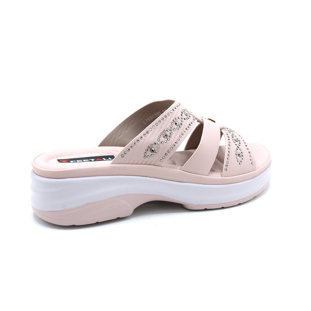 Chain Detail Comfort Platform Slides