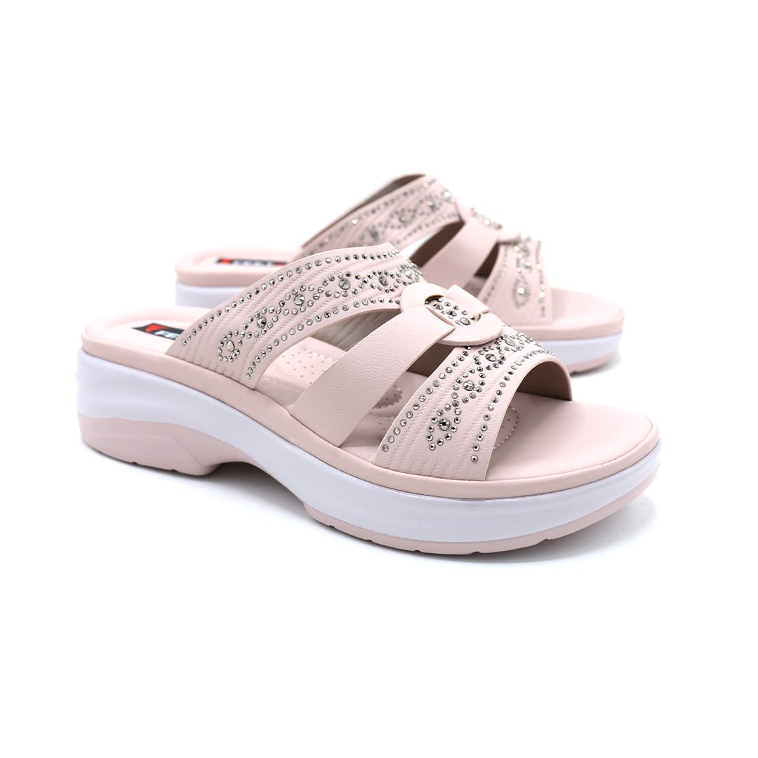 Chain Detail Comfort Platform Slides