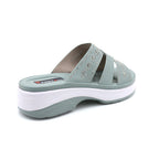 Chain Detail Comfort Platform Slides