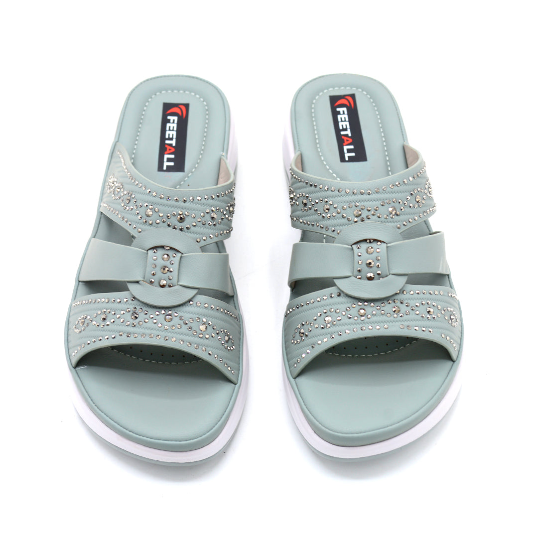 Chain Detail Comfort Platform Slides