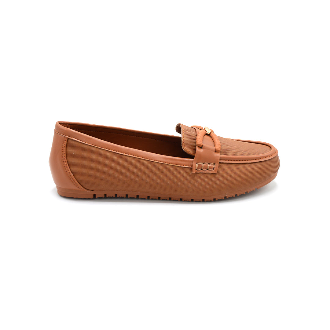 Classic Brown Textured Loafer with Gold Accent
