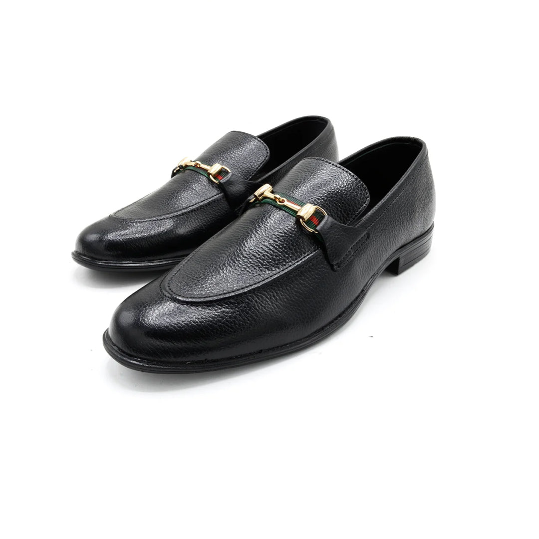 Bold Stride Black Loafers