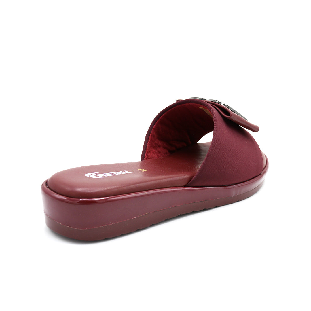 Chic Buckle Wedge Slide Sandal In Burgundy